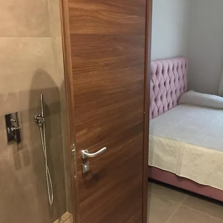 “a Piazzetta” Πανσιόν